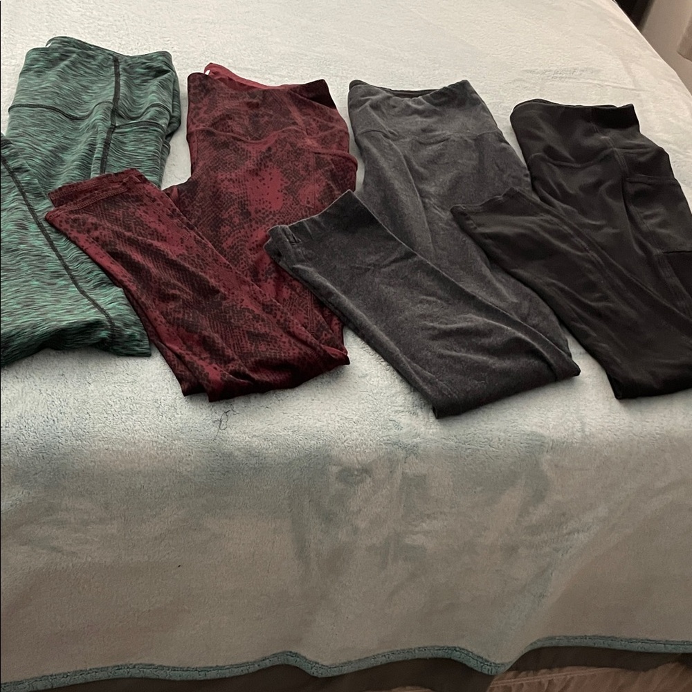 Chico’s Zenergy bundle of 3 Medium full length pull on leggings BLACK-SOLD